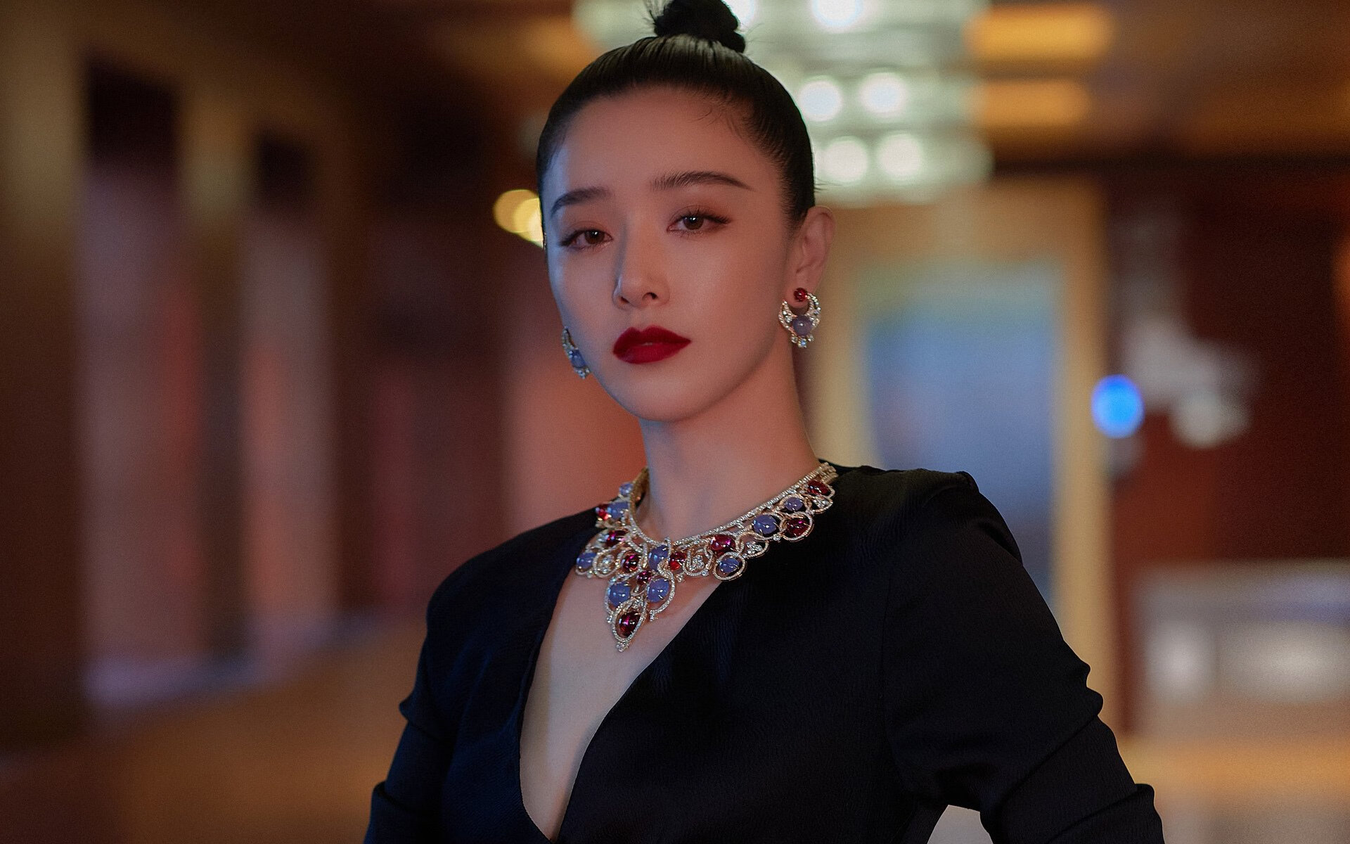 mk体育官网-德甲场面壮观：攻坚战精彩纷呈，德甲进攻型球队